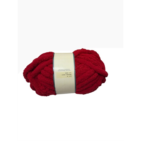 Yarn Bee Eternal Bliss Red Chunky Chenille Yarn 8 oz 29 Yds Knitting Crochet - Picture 3 of 3